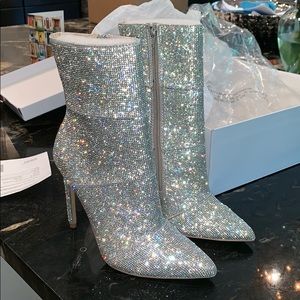Steve Madden Winona Rhinestone Booties size 7.5